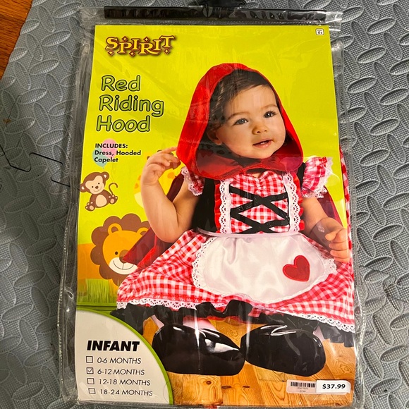 Spirit Halloween Little Red Riding Hood Costume - Picture 1 of 1
